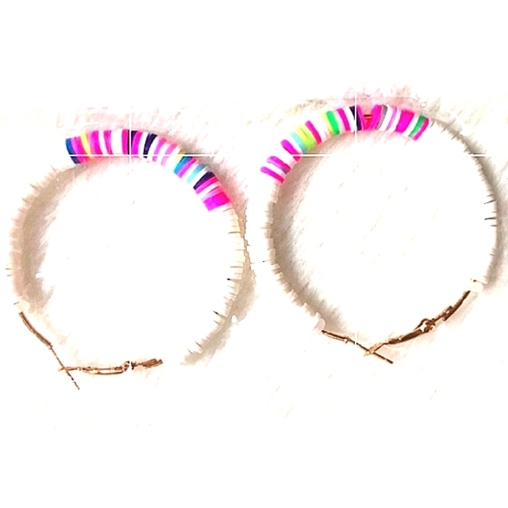 Multicolor Pastel Beaded Hoop Earrings Clay Beads Zinc Alloy White NEW